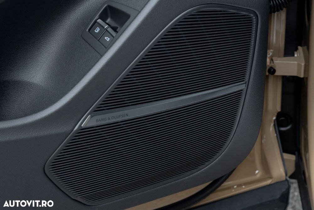 AUDI Q8 2025 — imagine 22