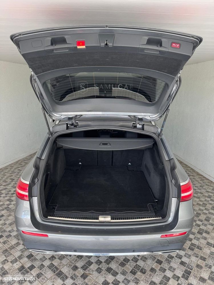 Mercedes-Benz E 220 d 4Matic 9G-TRONIC AMG Line - 26