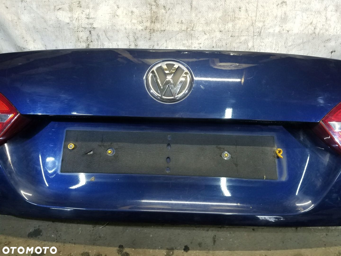 KLAPA BAGAŻNIKA TYŁ VW JETTA VI KOD LP5W - 5
