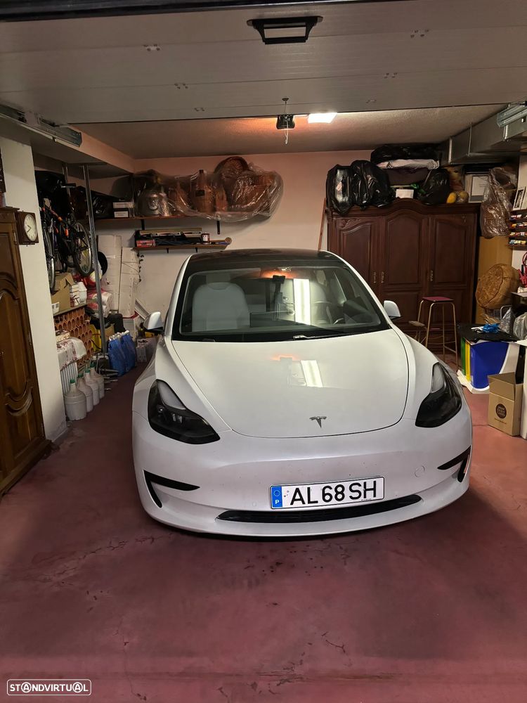 Tesla Model 3 Standard Range Plus RWD - 1