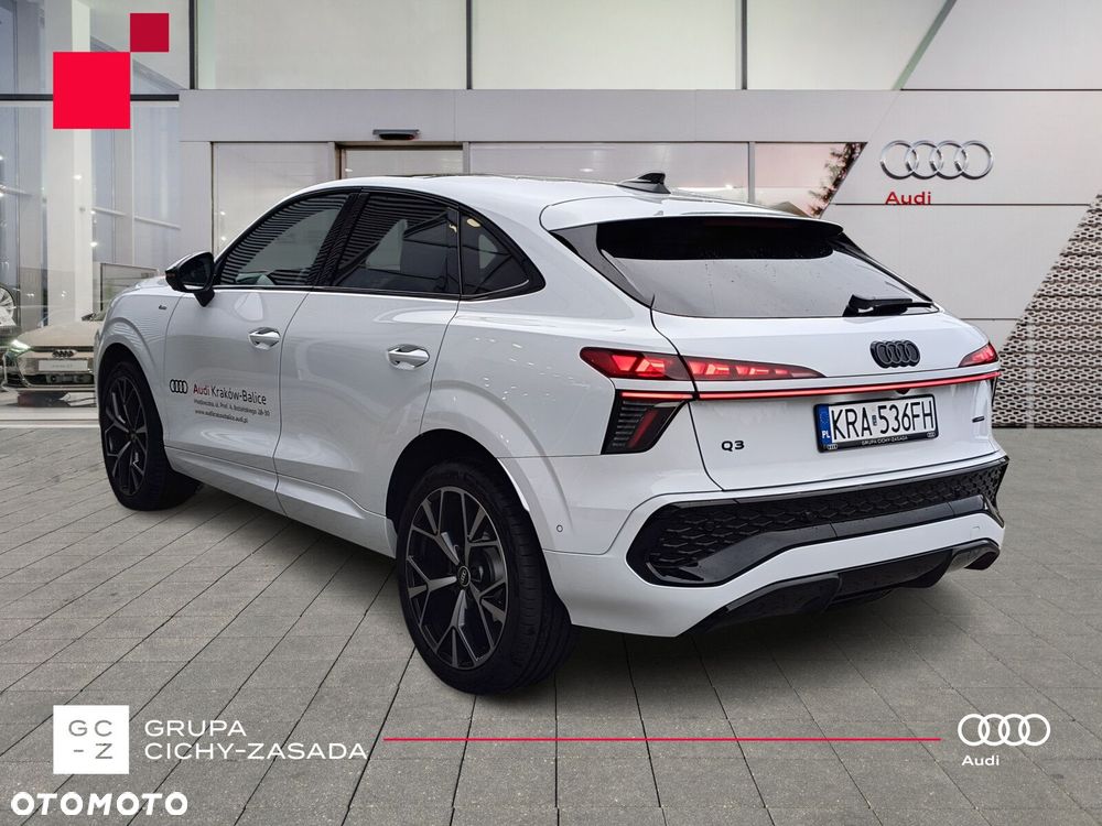 Audi Q3 Sportback - 4