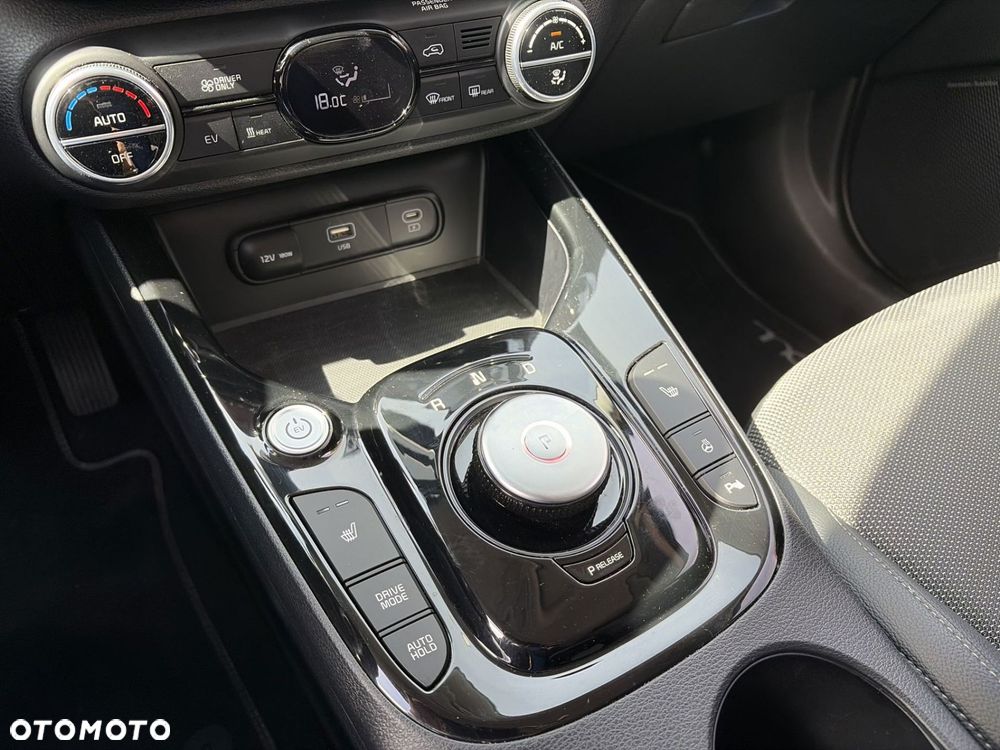 Kia Soul 64kWh L - 15