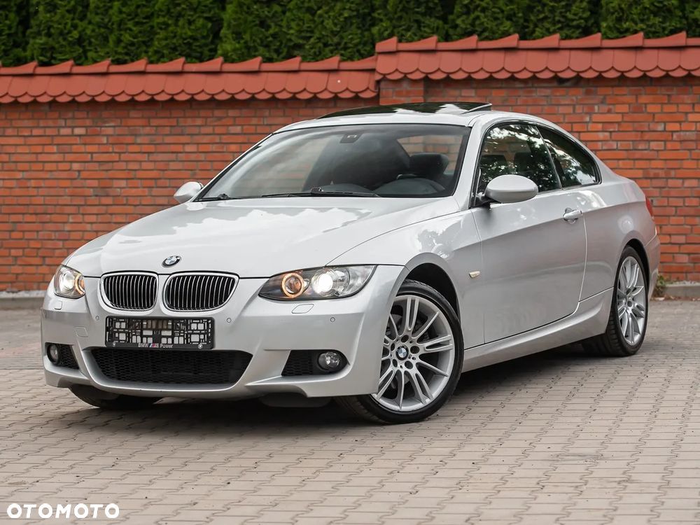 BMW Seria 3 325i xDrive M Sport Edition - 6