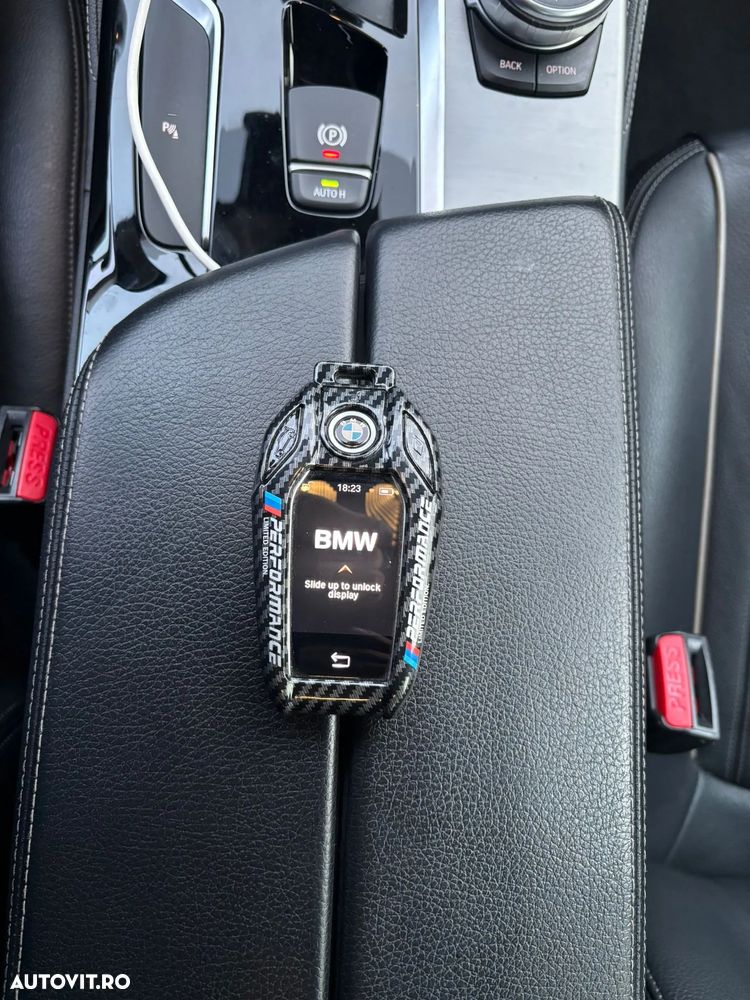 BMW Seria 5 520d xDrive AT - 18