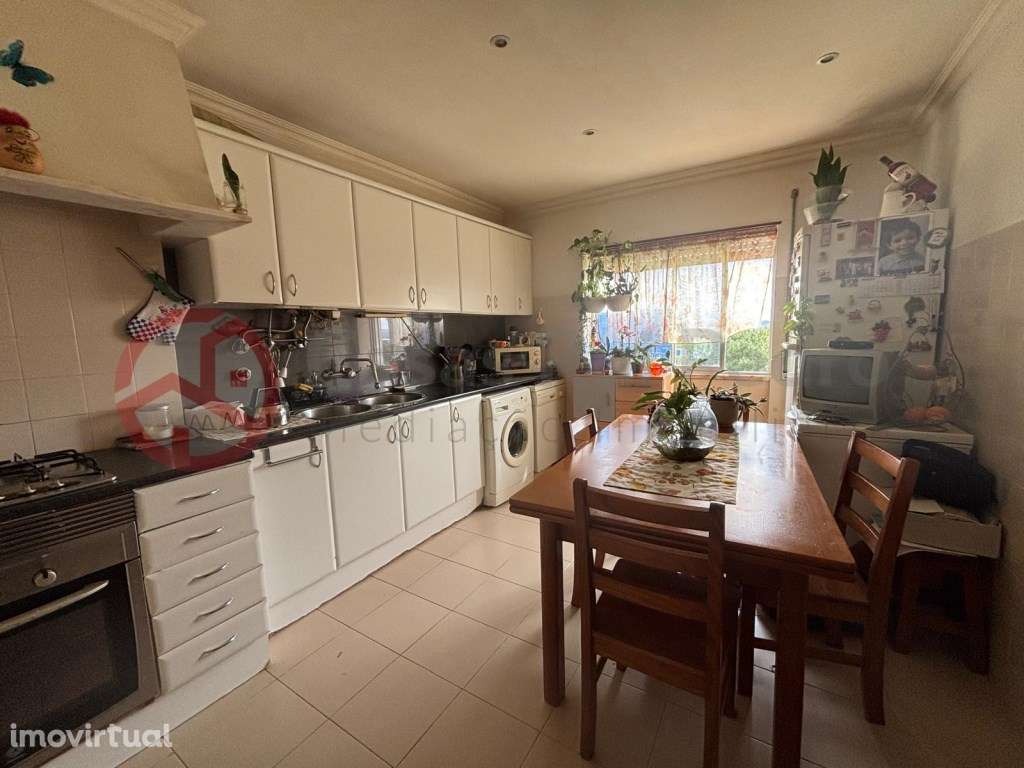 Apartamento T3 com duas casas de banho em Paio Pires, Seixal - Grande imagem: 2/26