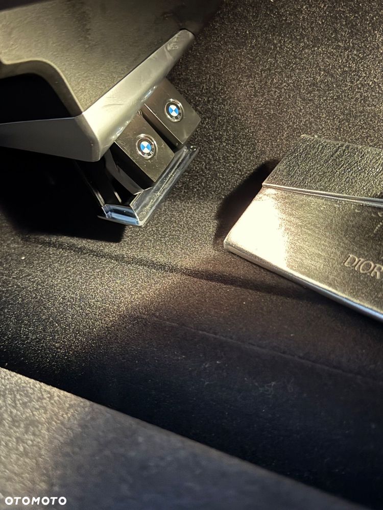 BMW X7 M50i sport - 16