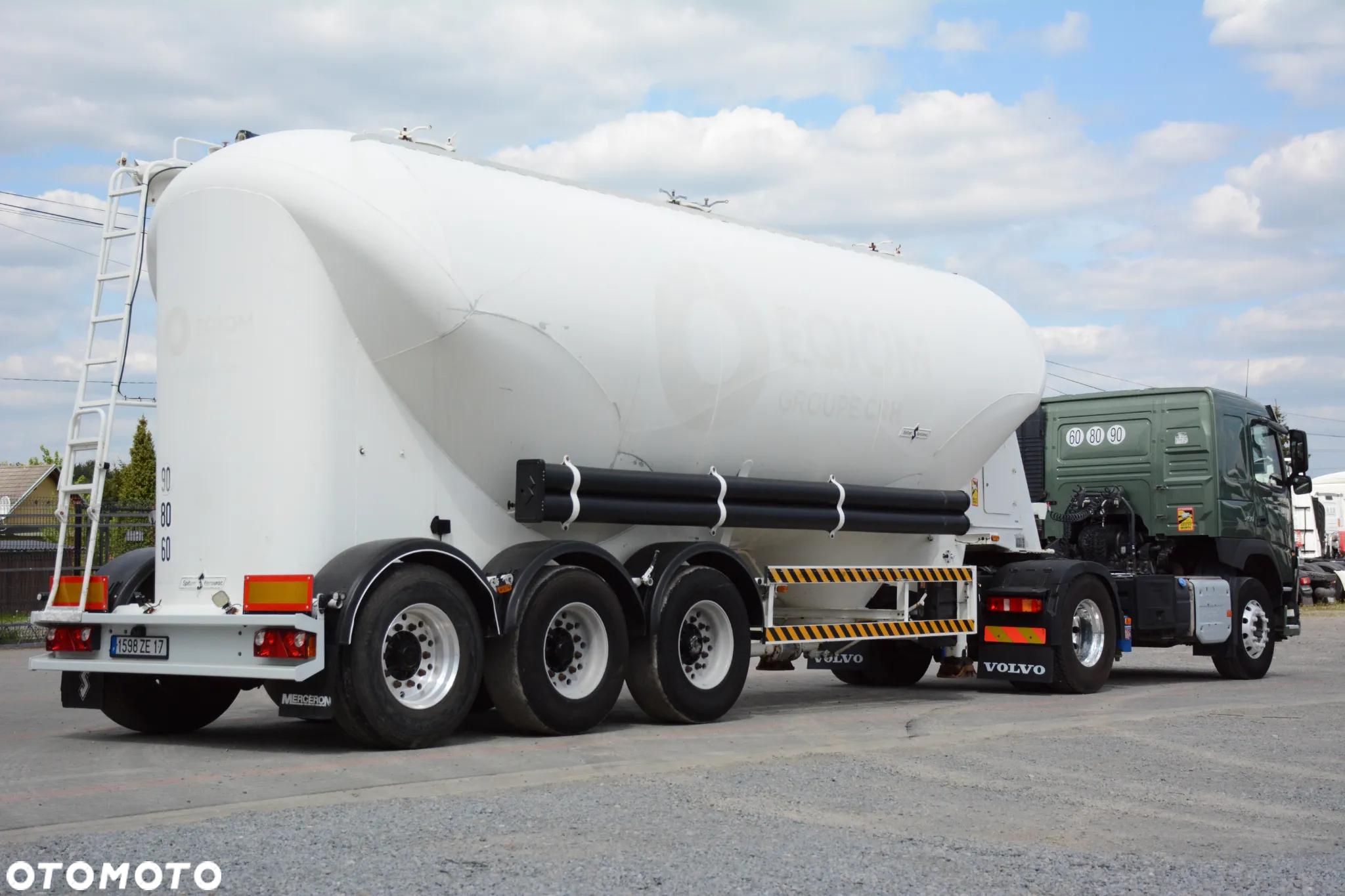 Spitzer SF 2437 PI / Cementonaczepa / 2008r / 37000l / 3 komorowa / Bardzo dobry stan - 10