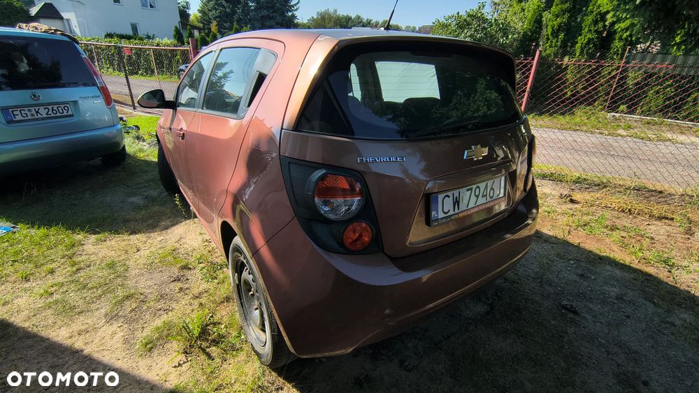 Chevrolet Aveo 1.2 LT+ - 6