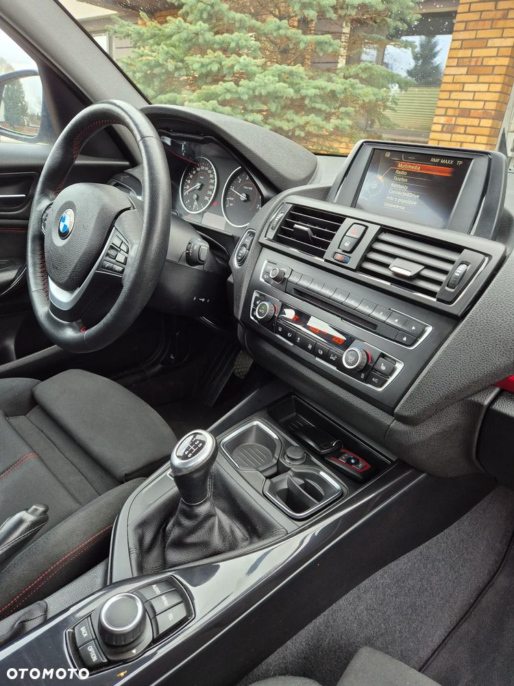 BMW Seria 1 116i Sport Line - 27