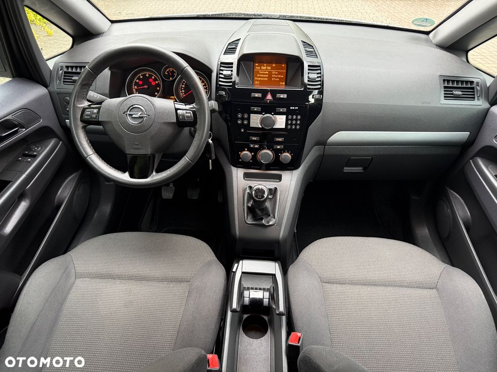 Opel Zafira 1.8 Family - 13