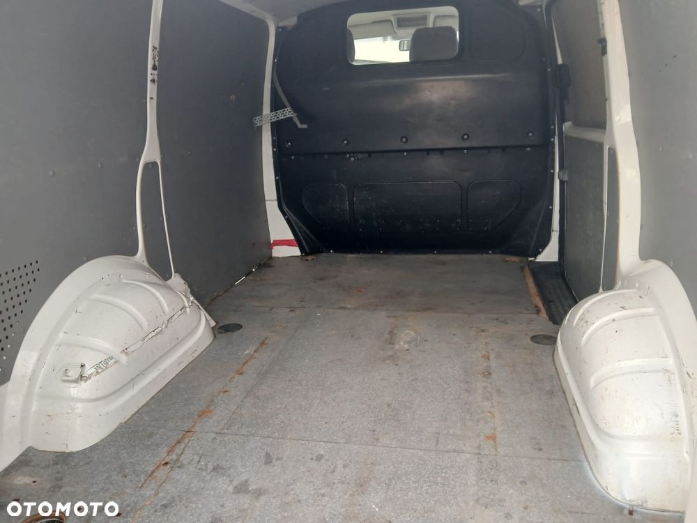 Volkswagen Transporter - 8