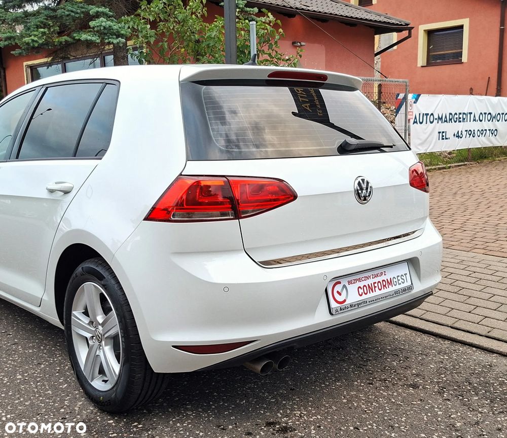 Volkswagen Golf 2.0 BlueTDI DSG Comfortline - 12