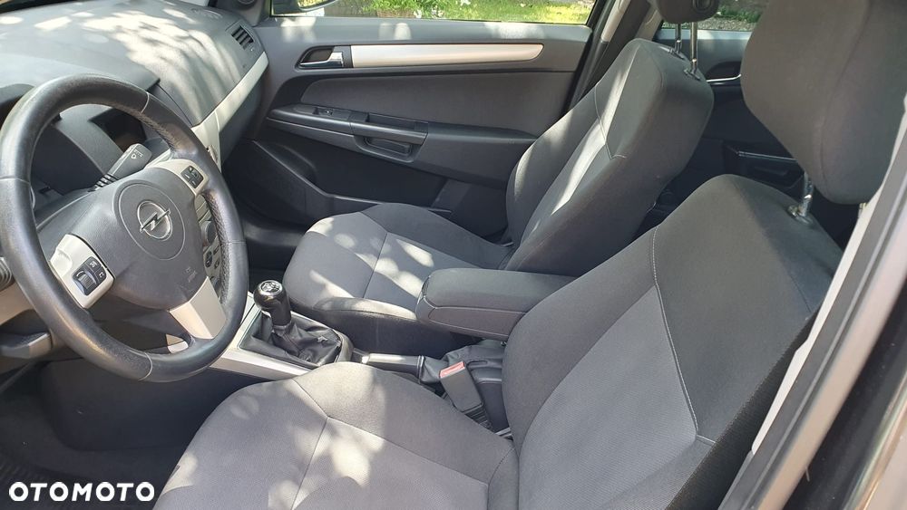 Opel Astra 1.7 CDTI - 20