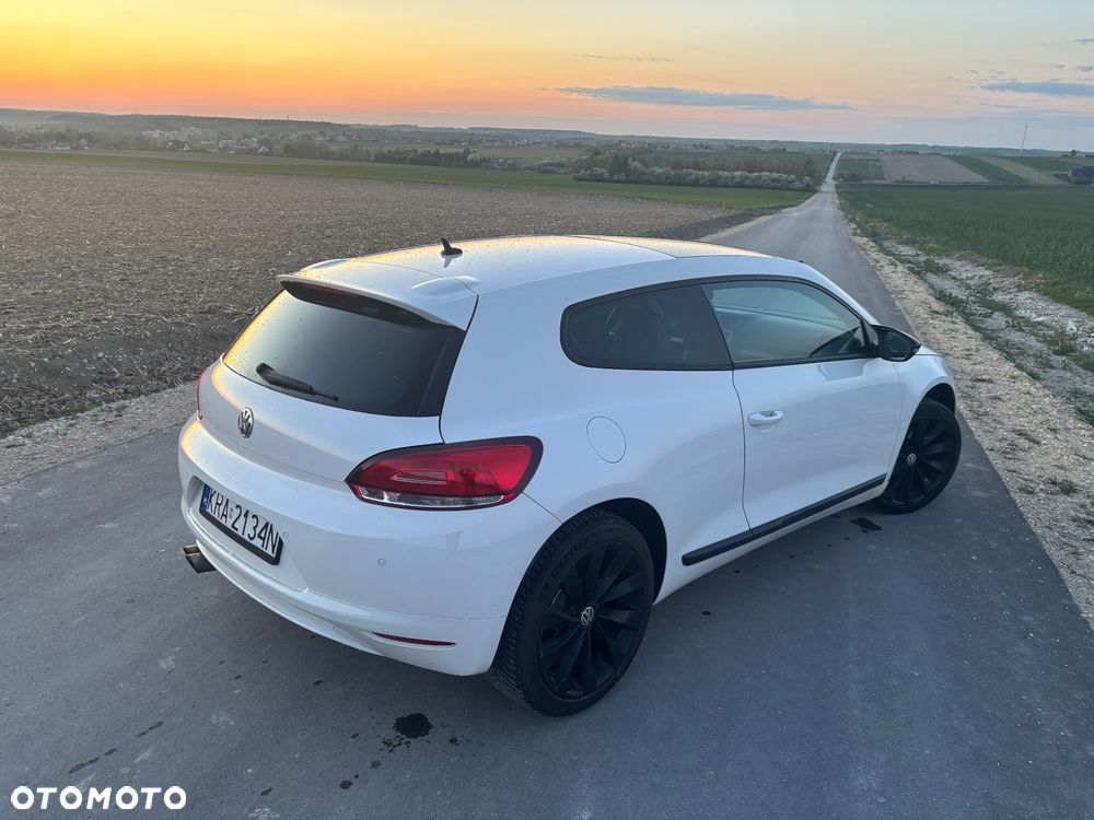 Volkswagen Scirocco 1.4 TSI DSG - 4