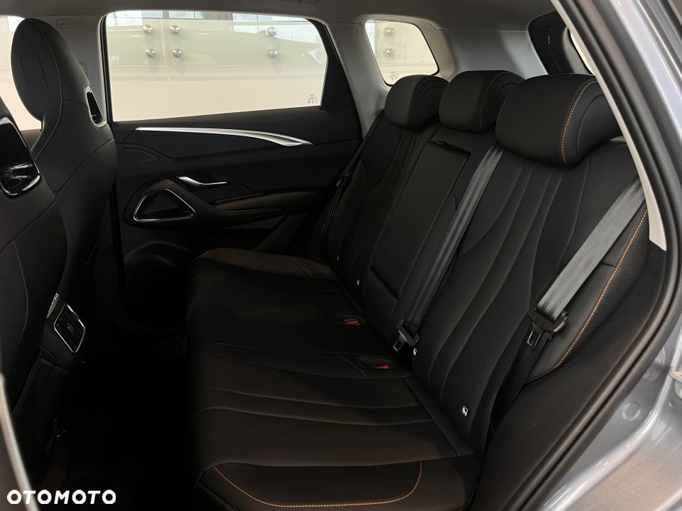 BYD Sealion 5 - 10
