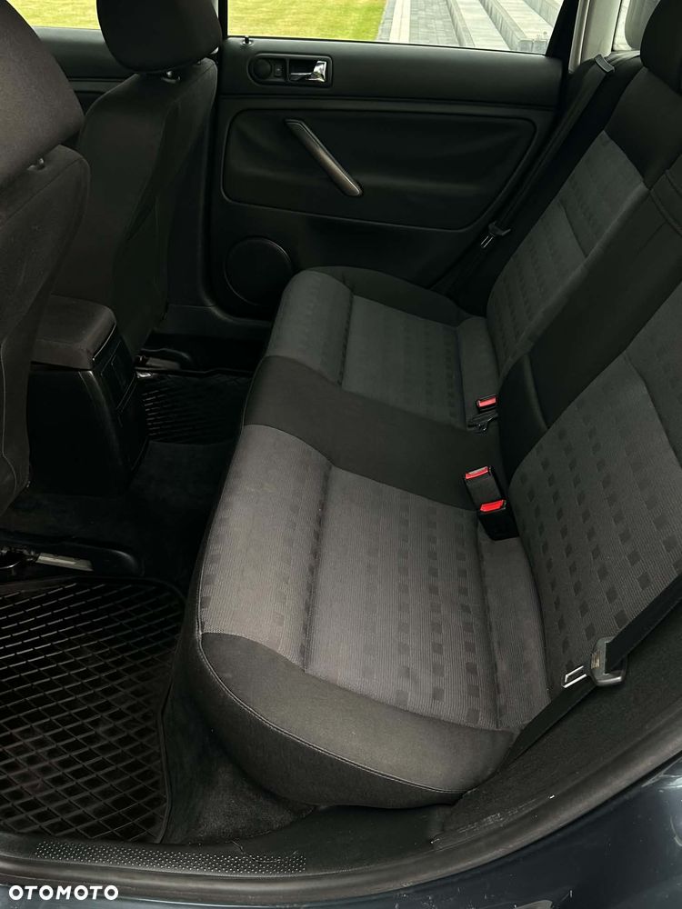 Volkswagen Passat 1.9 TDI Trendline - 8