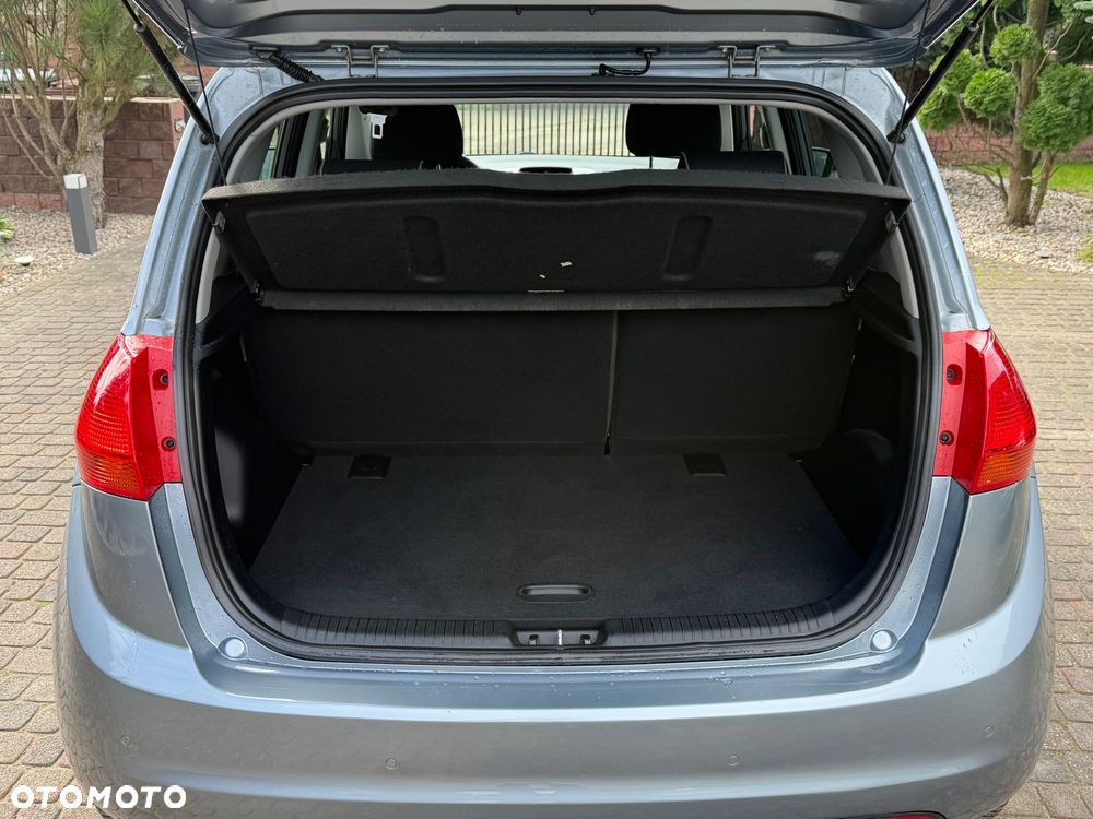 Kia Venga 1.6 CVVT Automatik Dream-Team Edition - 24