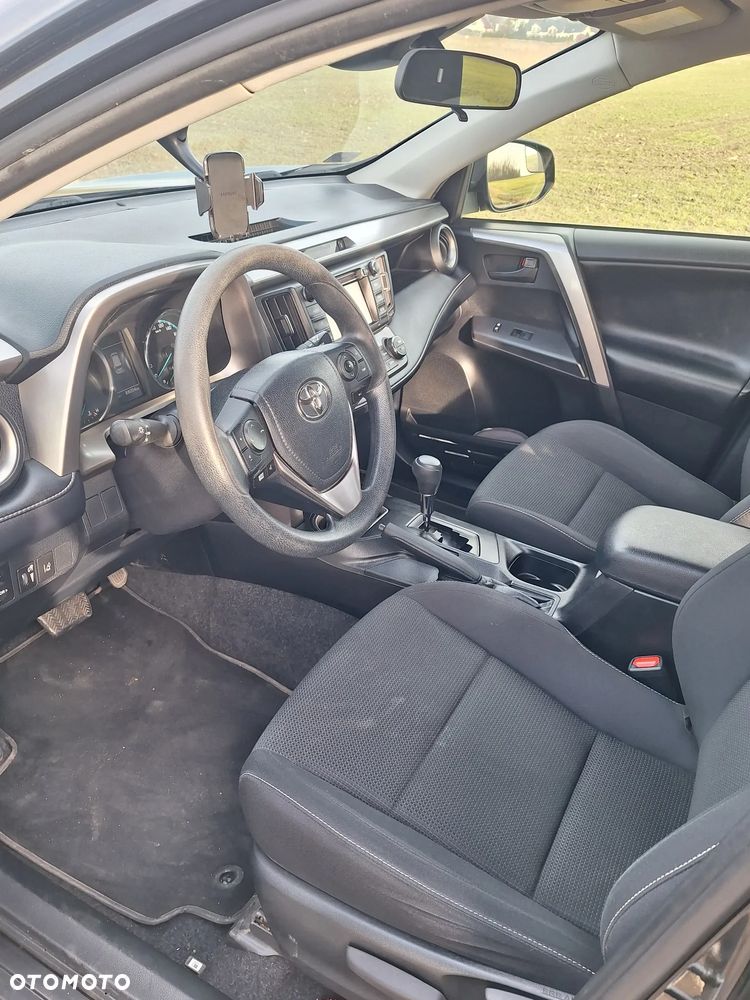 Toyota RAV4 - 13
