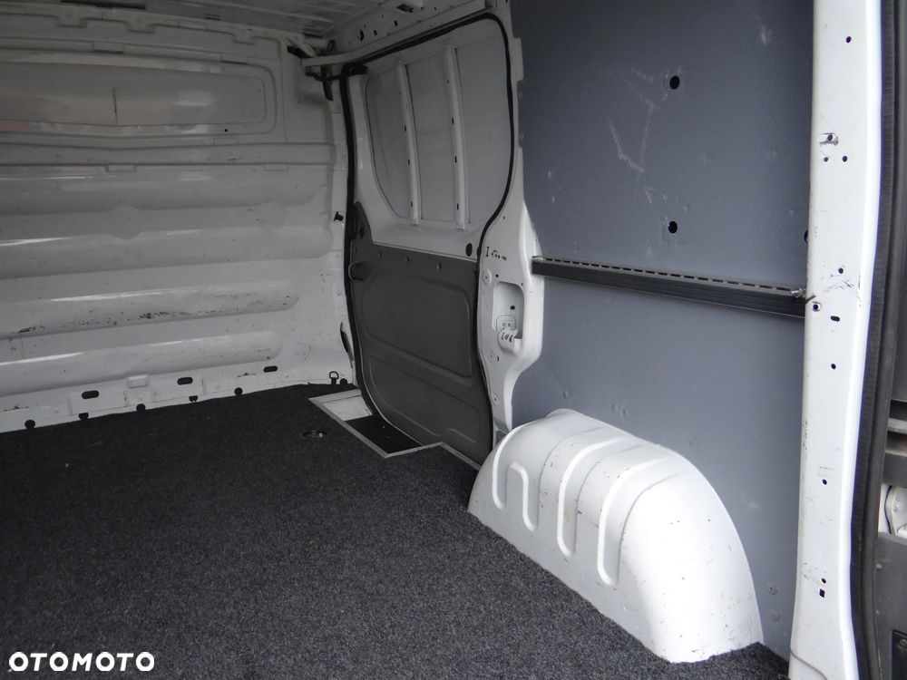 Nissan Primastar - 18