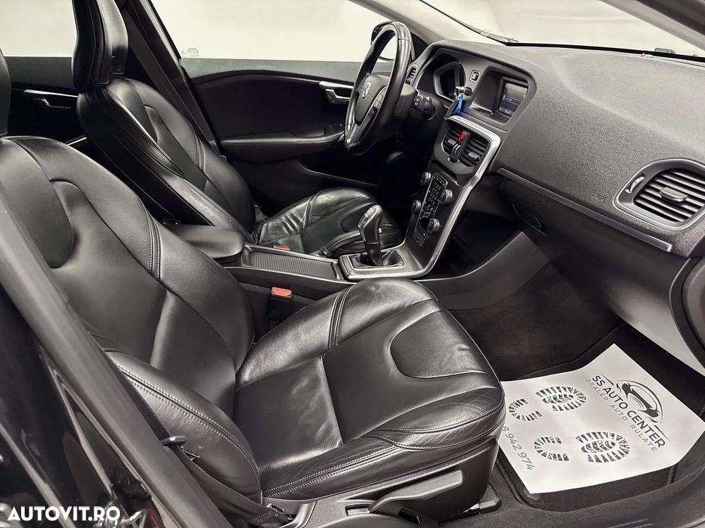Volvo V40 D2 ECO Momentum - 16