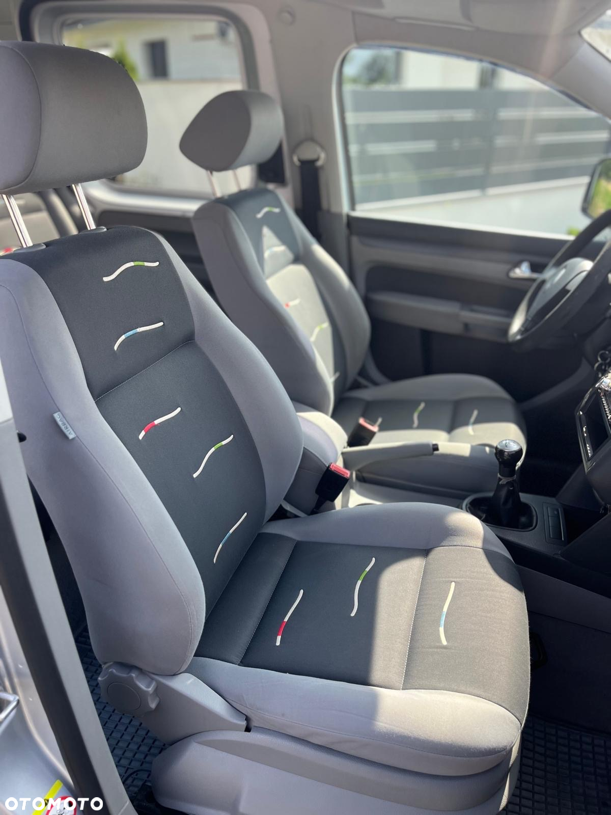 Volkswagen Caddy 1.9 TDI Life Family (5-Si.) - 32
