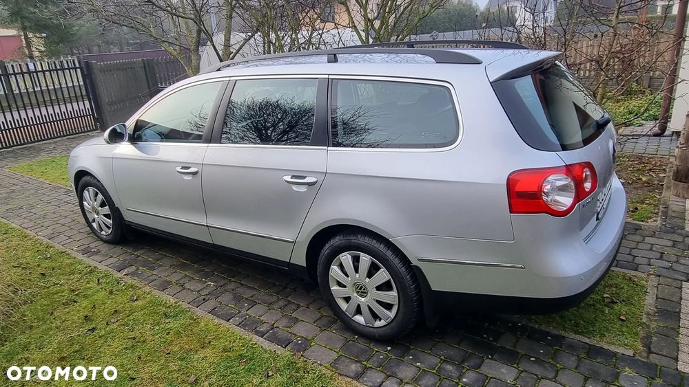 Volkswagen Passat 2.0 TDI DPF Comfortline - 1