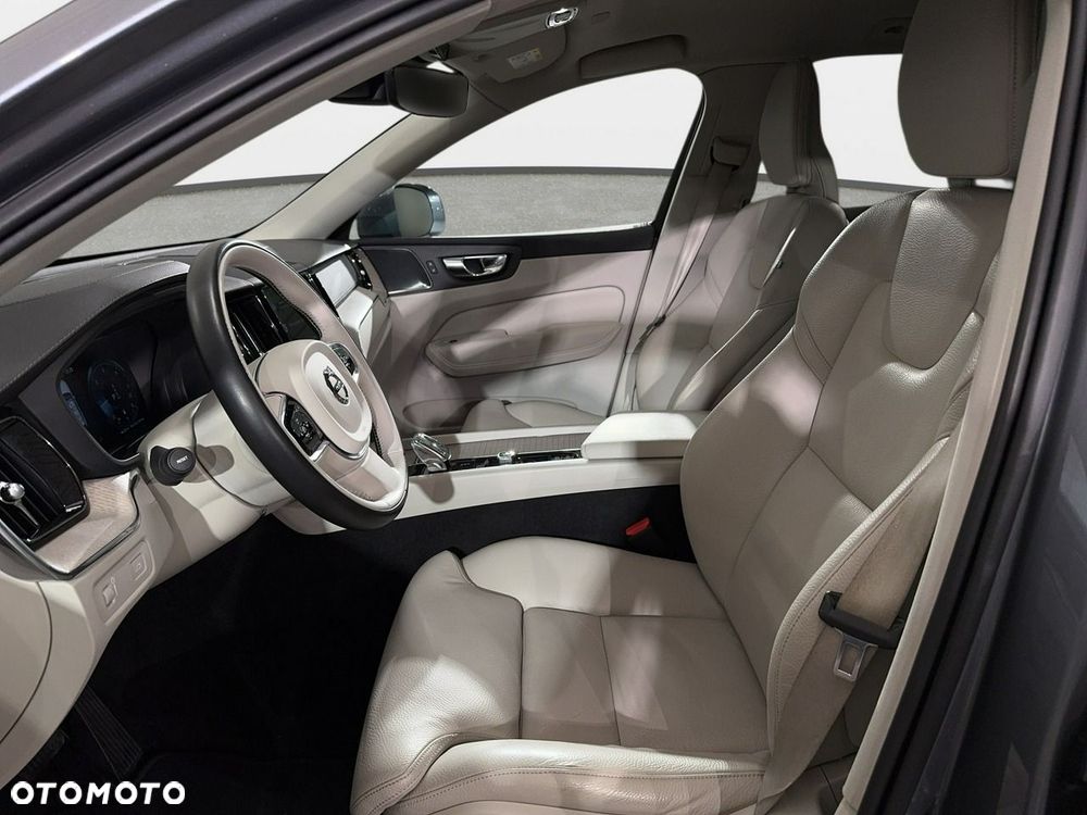 Volvo XC 60 - 13