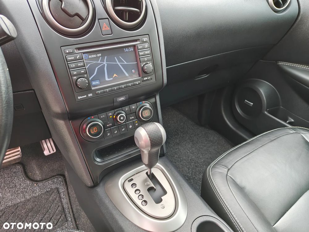 Nissan Qashqai 2.0 4 x 4 CVT 360 - 17