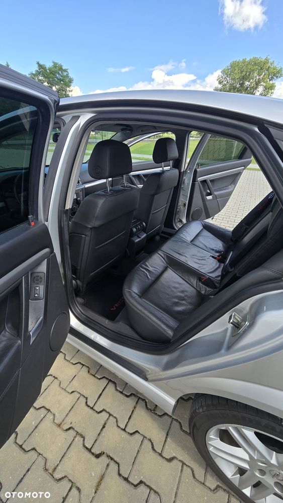 Opel Vectra 1.9 CDTI Cosmo - 18