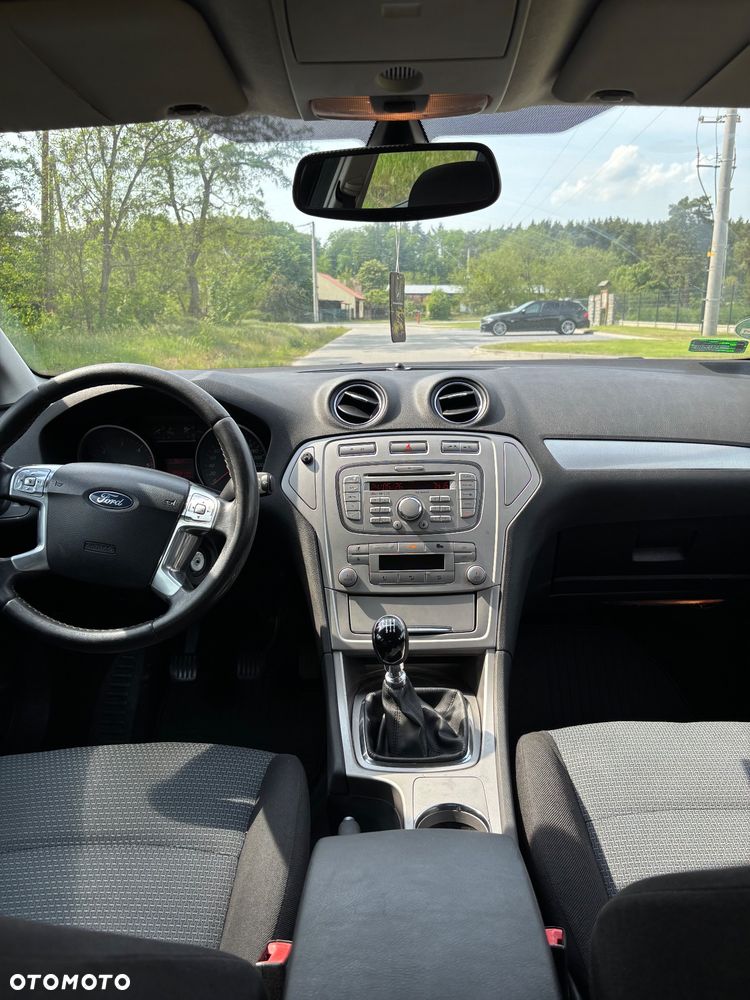 Ford Mondeo - 15