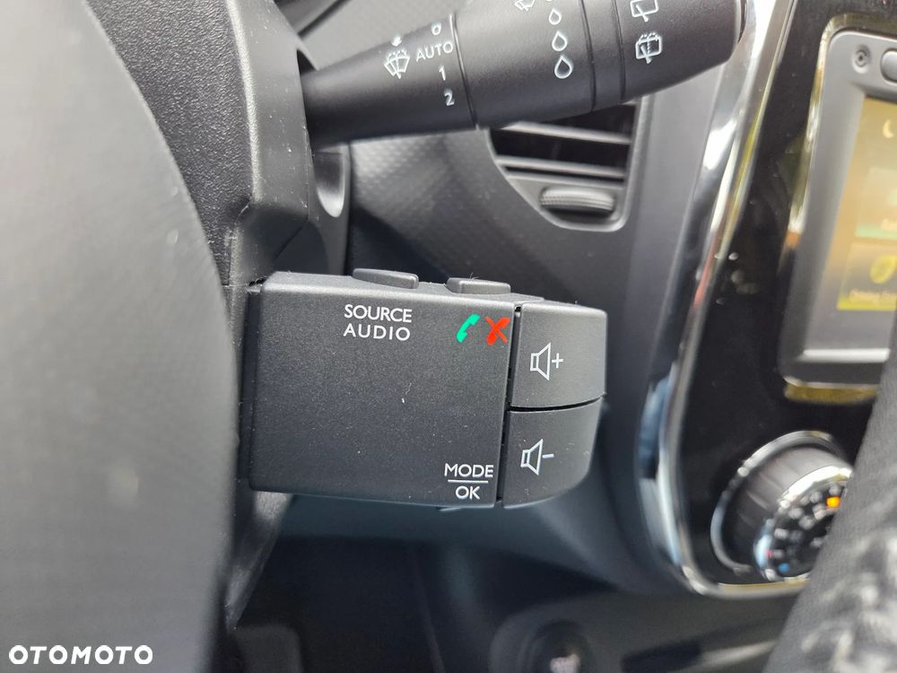 Renault Captur - 12