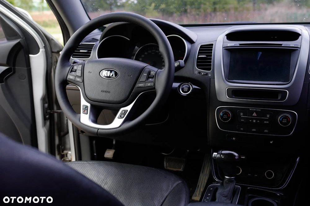 Kia Sorento - 14