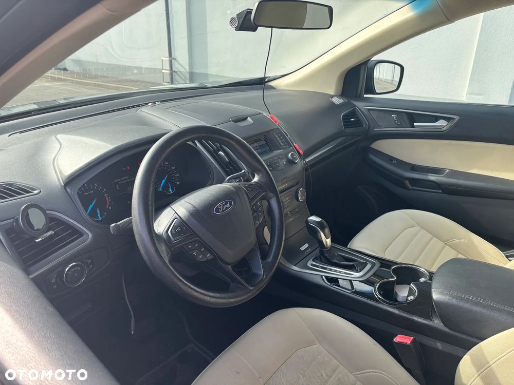 Ford Edge - 10