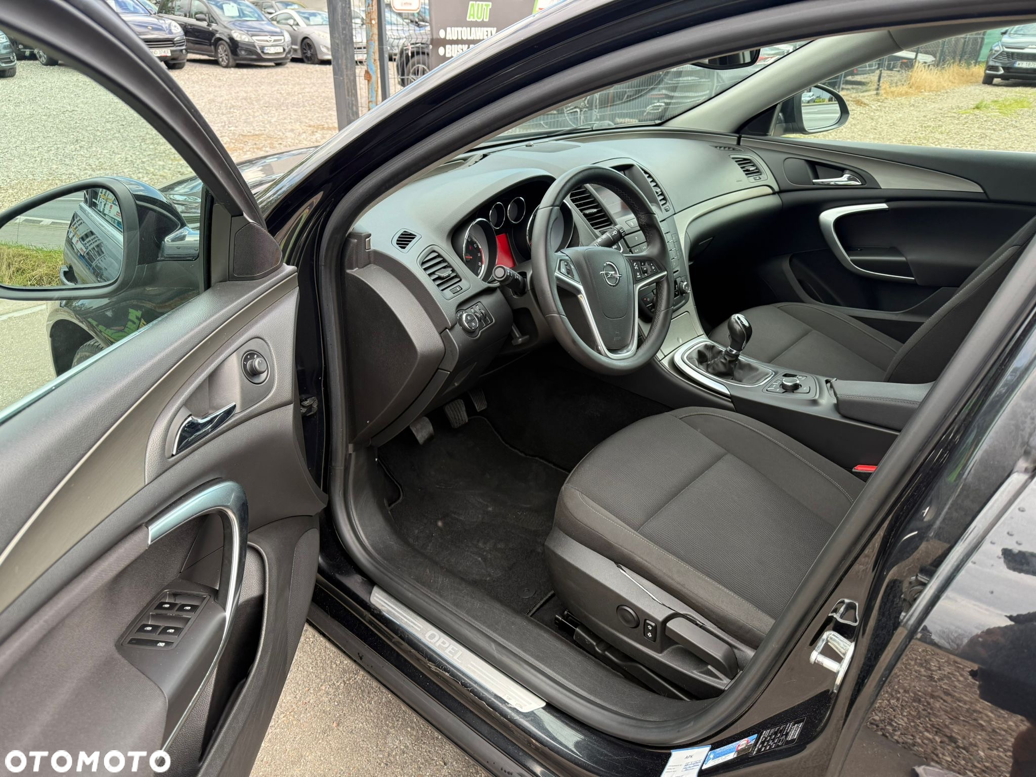 Opel Insignia 1.4 T Active S&S - 13