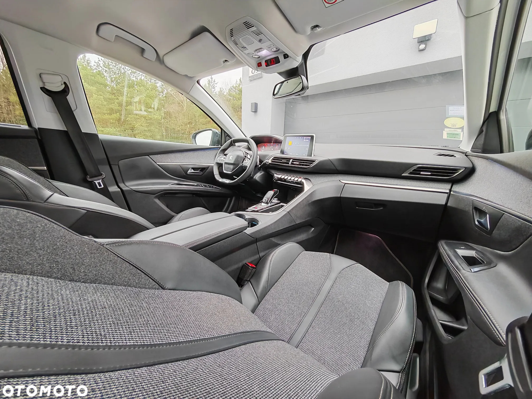 Peugeot 3008 1.5 BlueHDi GT S&S EAT8 - 27