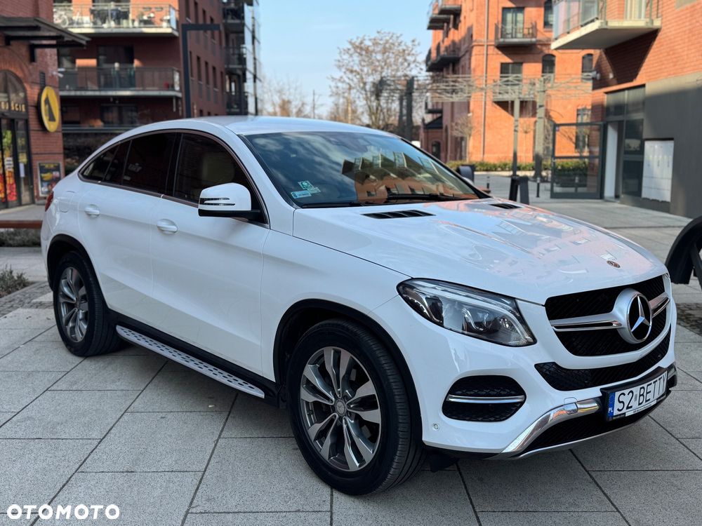 Mercedes-Benz GLE - 1