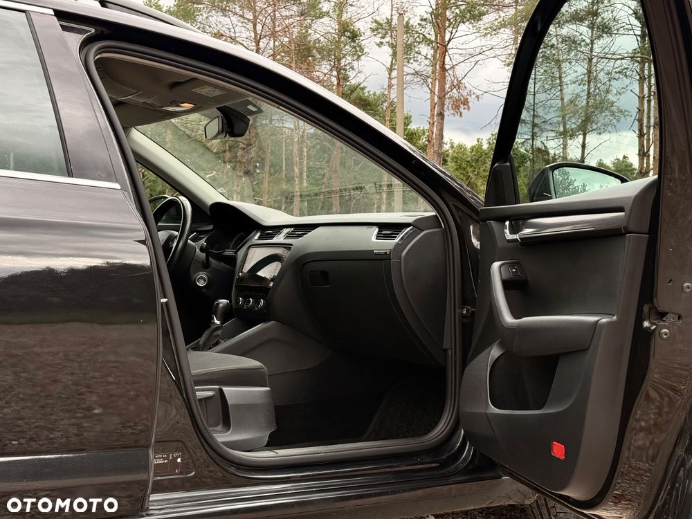 Skoda Octavia 2.0 TDI 4x4 DSG Style - 13
