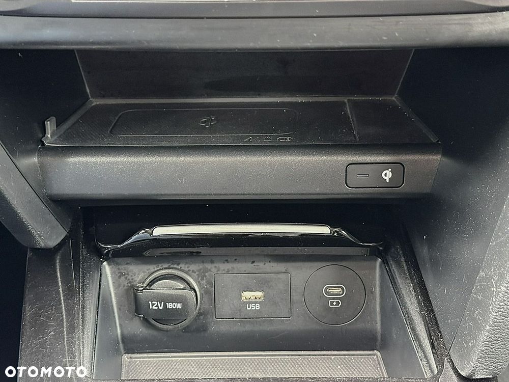 Kia Ceed 1.6 GDI PHEV Business Line DCT - 28