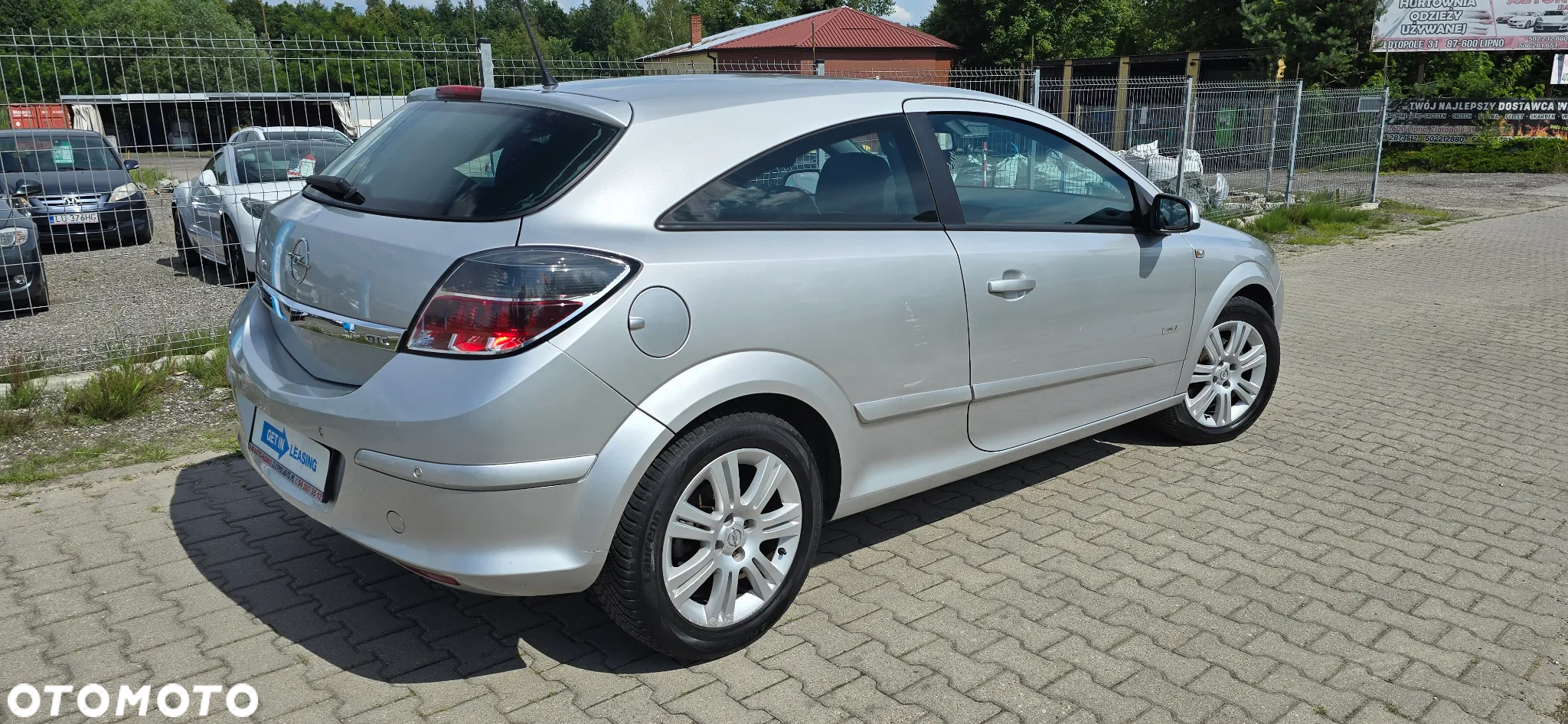 Opel Astra GTC 1.6 - 6
