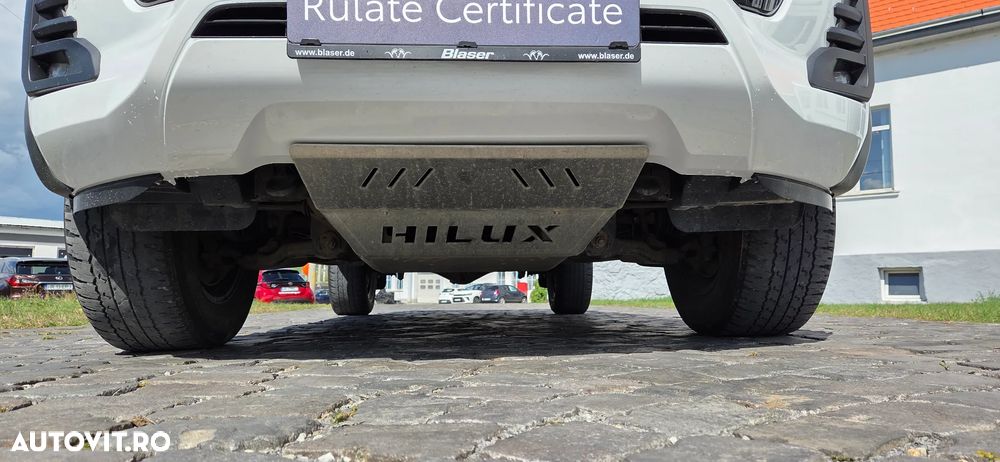 Toyota Hilux 2.8D 204CP 4x4 Double Cab AT GR Sport - 9