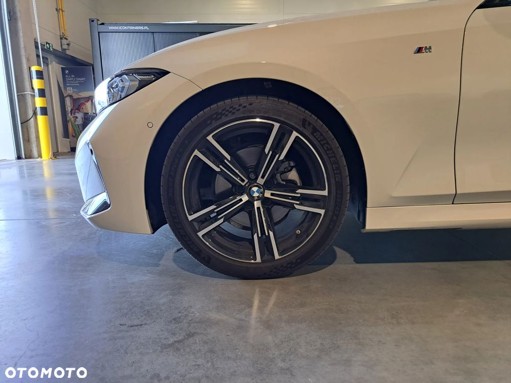 BMW Seria 3 320i M Sport - 6