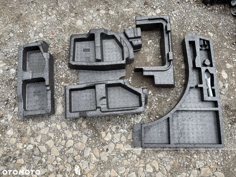 Styropian wypełnienie bagażnika Ford Kuga II MK2 CJ54-R13W055-AB CJ54-R13W054-AB CV44-S11169-AD CV44-R13W059-AA OE - 1