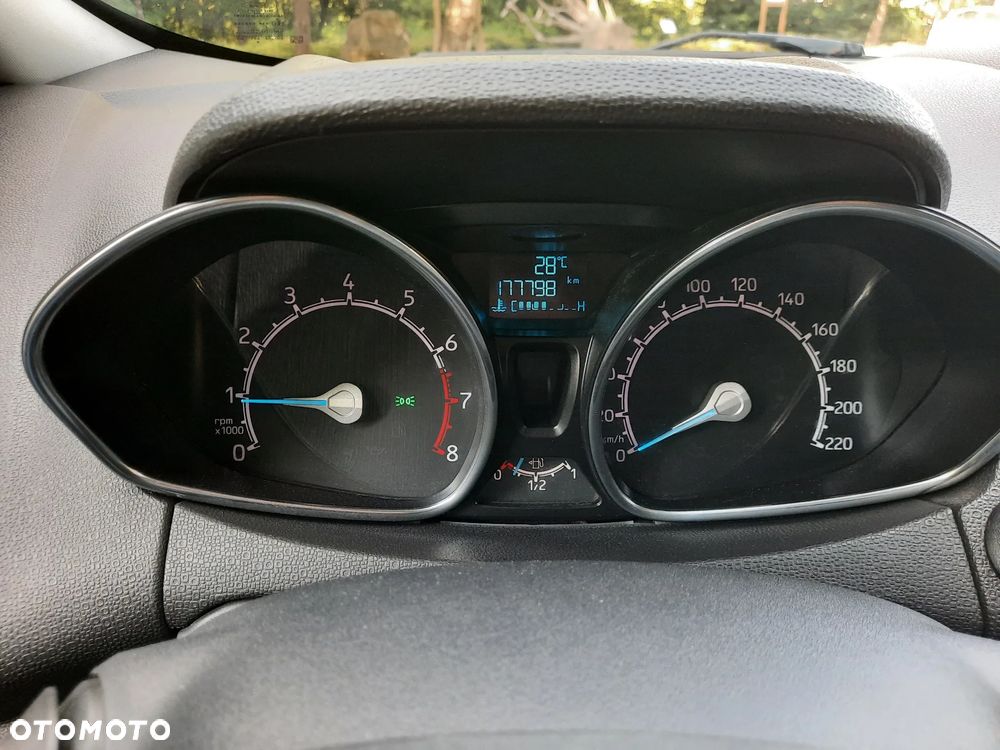 Ford EcoSport 1.0 EcoBoost TITANIUM - 28