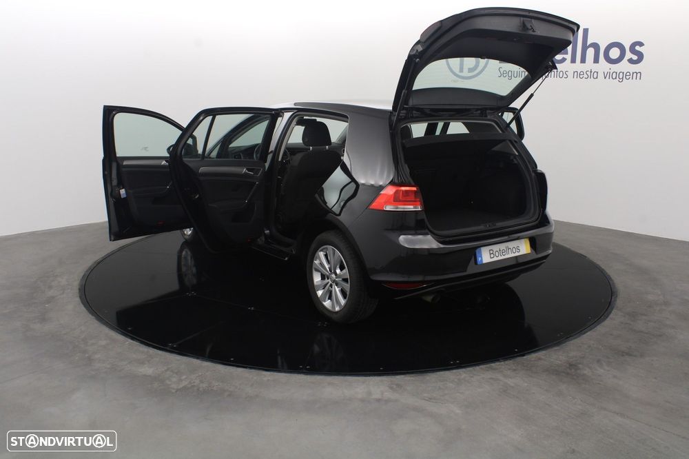 VW Golf 1.6 TDi Confortline - 16