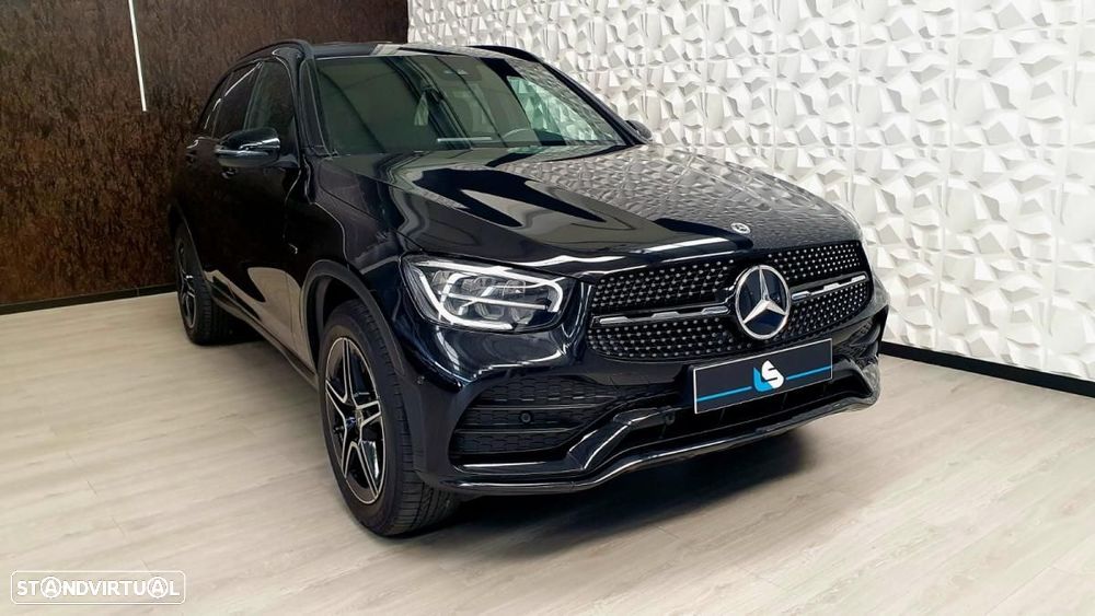 Mercedes-Benz GLC 300 e 4Matic - 4