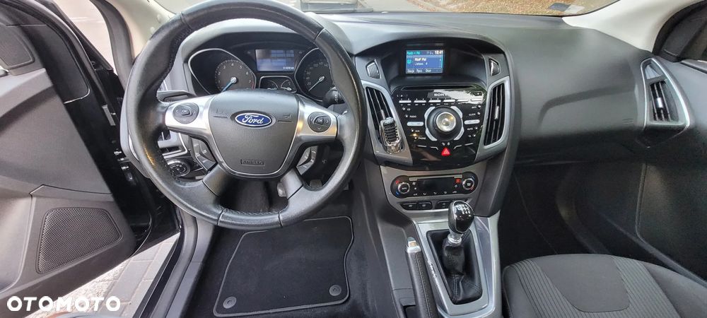 Ford Focus 1.6 EcoBoost Titanium - 13