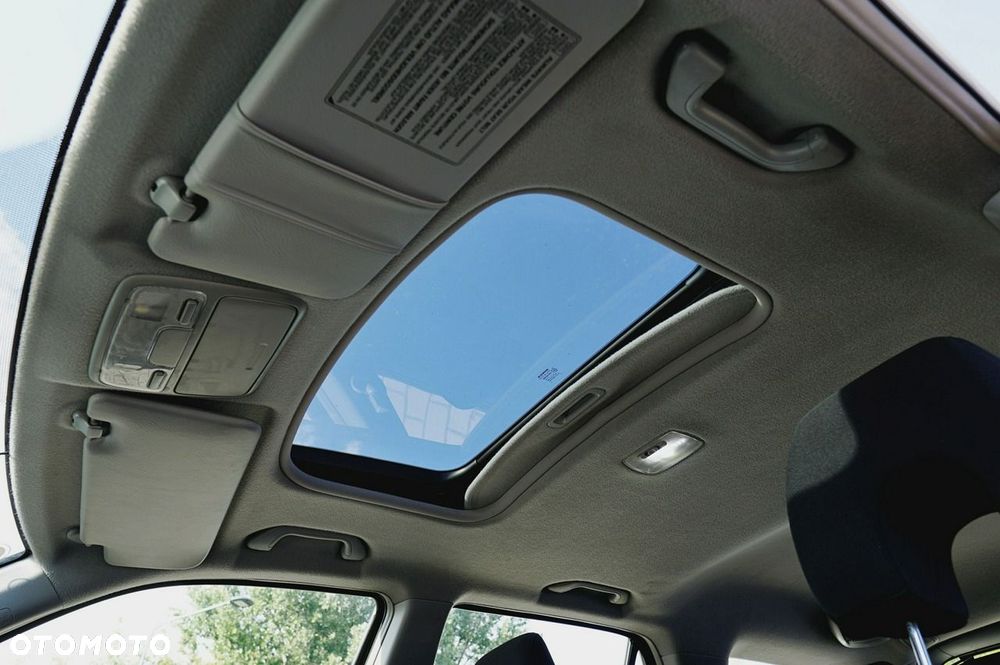 Honda CR-V 2.0i Executive - 23