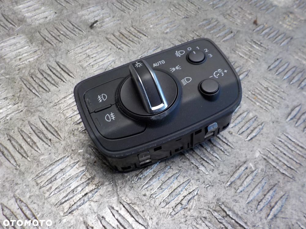 AUDI A3 8V PRZEŁĄCZNIK PANEL ŚWIATEŁ 8V0941531AJ - 1