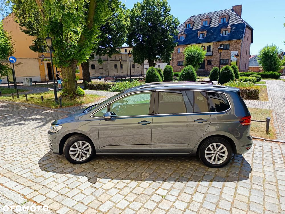 Volkswagen Touran 2.0 TDI BMT Highline DSG - 23