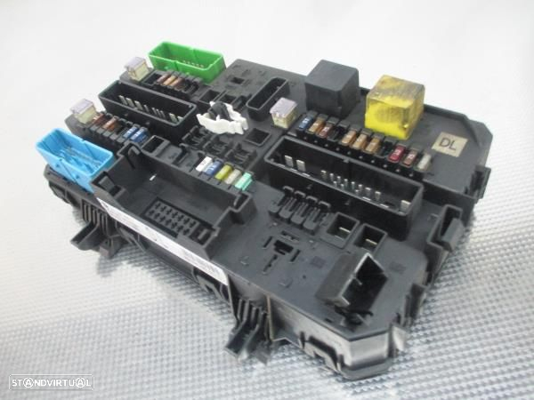 Caixa Fusiveis Opel Astra H Combi (A04) - 3